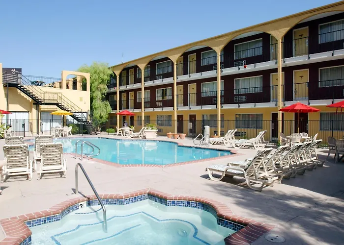 Mardi Gras Hotel&Casino